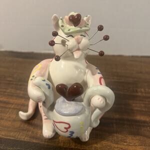 WhimsiClay cat figurine Miss Vivian